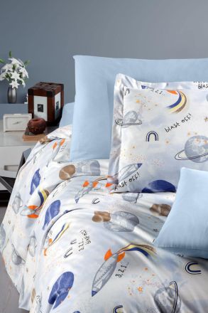 Единичен спален комплект с олекотена завивка 