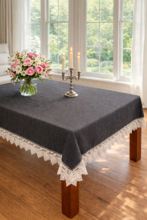 Ретро- Покривка за маса с дантела - 130/180 см правоъгълна