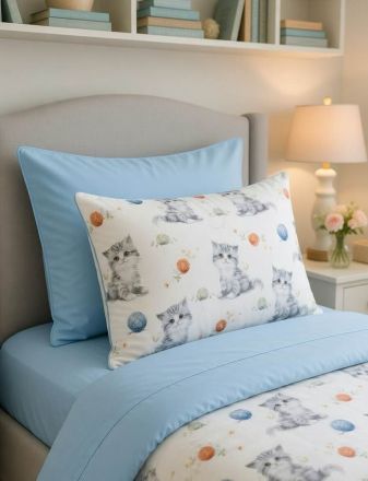 Пухкаво Коте -Единичен Спален Комплект , Чаршаф с Ластик 